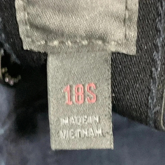 Women’s Torrid Wide Leg Dark Denim Jeans Size 18S EUC - Picture 9 of 10